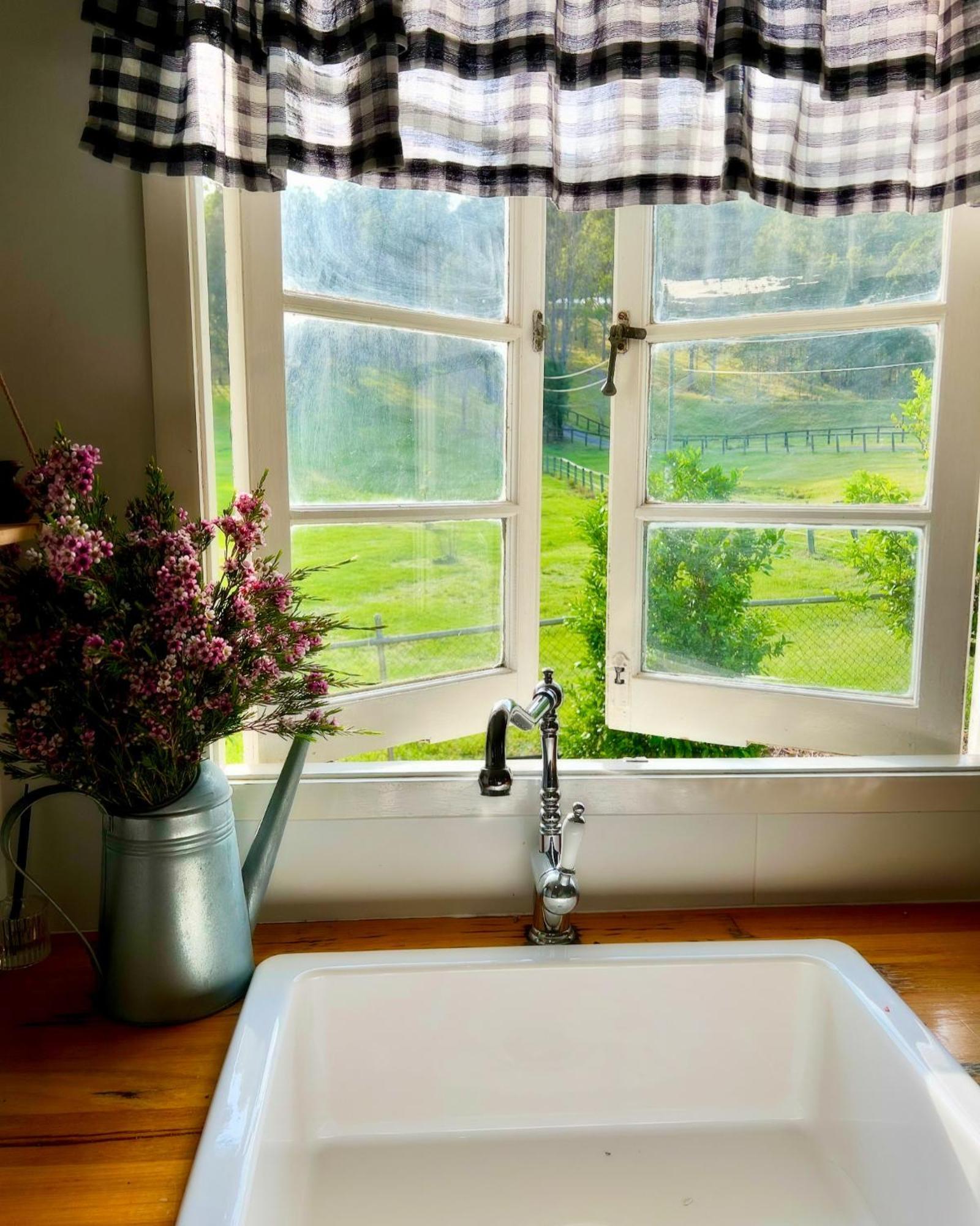 Cottage On Lamington Canungra エクステリア 写真